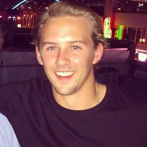 Meet your Posher, Alex